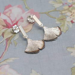 Srebrne kolczyki LIŚĆ , MIŁORZĄB -- SREBRO 925