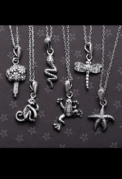 Srebrny charms z Swarovski Crystals KSIĘŻYC pr 925