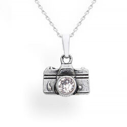 Srebrny naszyjnik APARAT FOTO SWAROVSKI - kolory