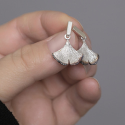 Srebrne kolczyki LIŚĆ , MIŁORZĄB -- SREBRO 925